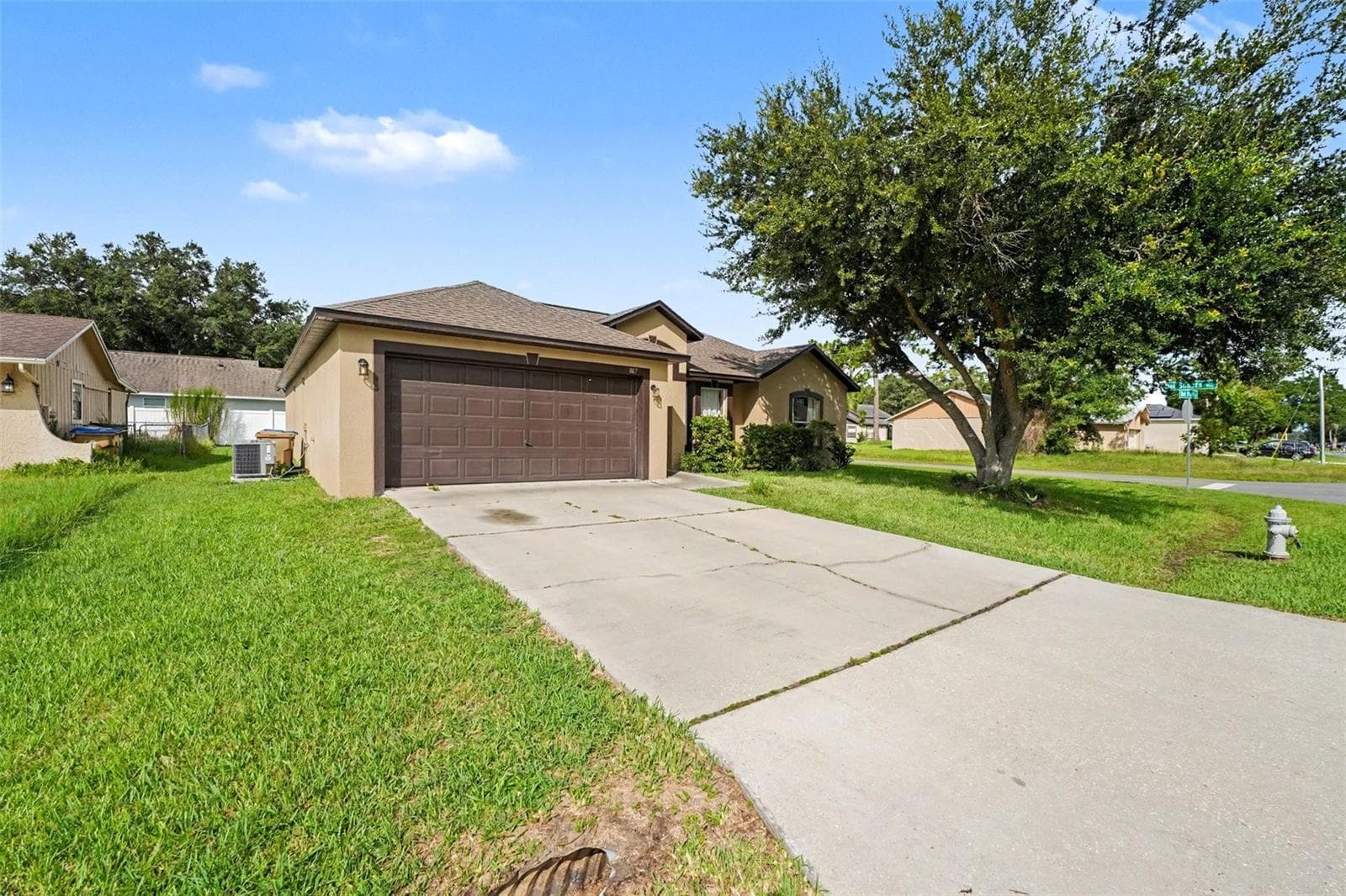 Single Family Residence at 807 DEL PRADO DR, KISSIMMEE, photo 2 of 30