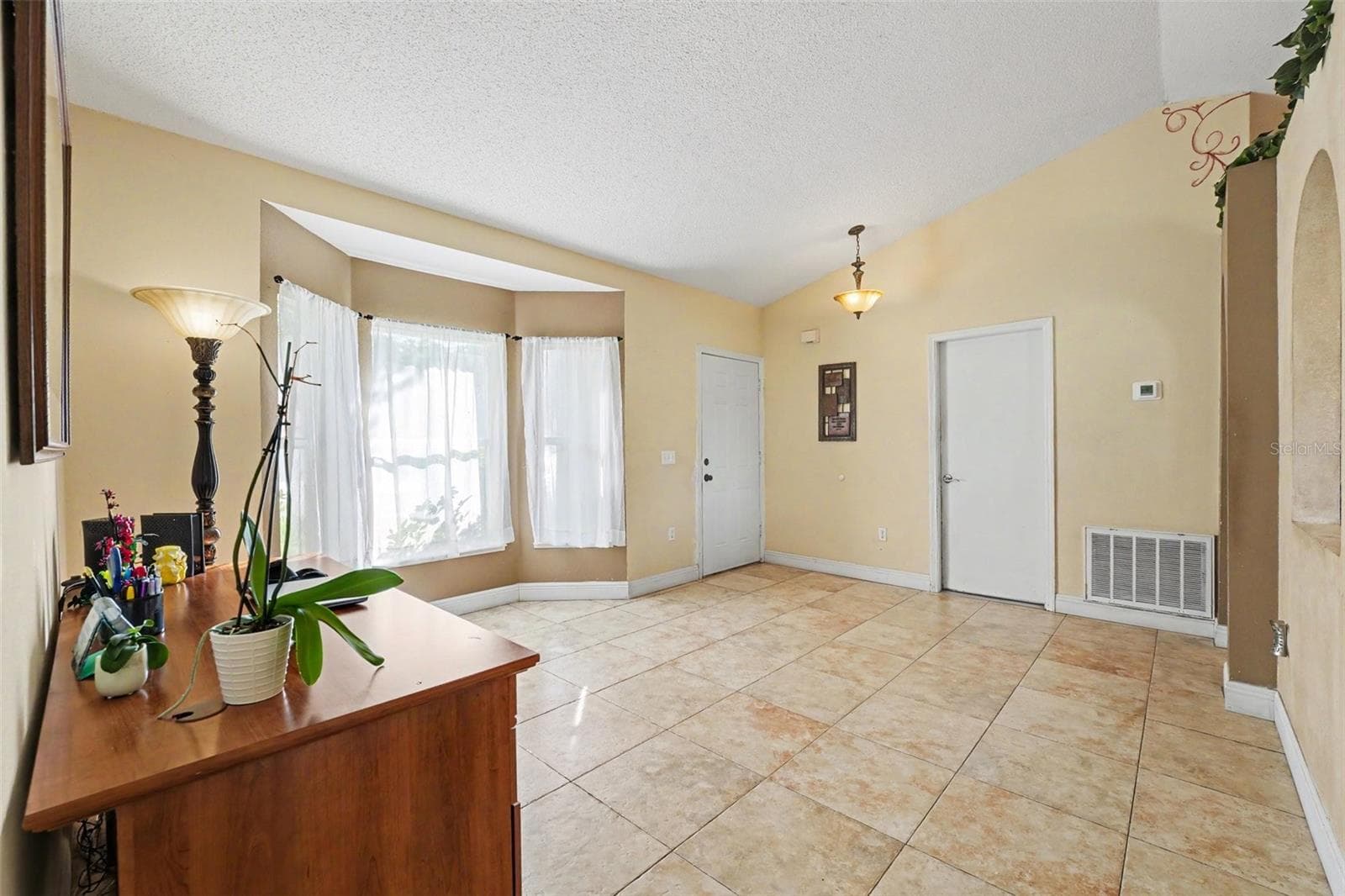 Single Family Residence at 807 DEL PRADO DR, KISSIMMEE, photo 6 of 30