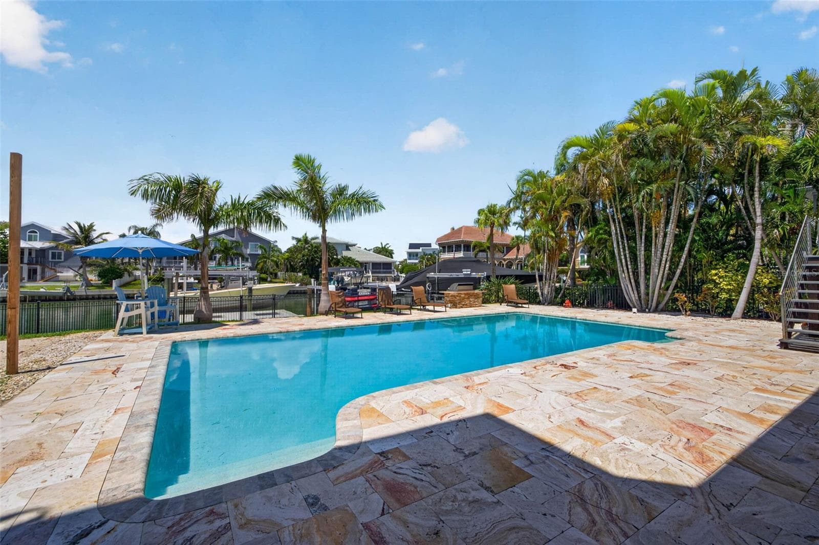 Travertine decking. - 113 7TH ST E, ST PETERSBURG