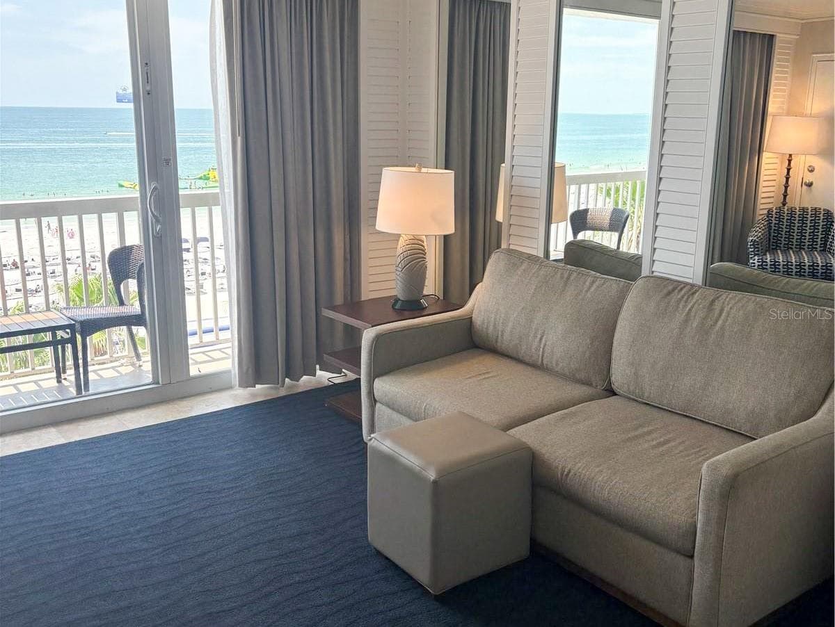 Condo - Hotel at 5500 GULF BLVD #7221, ST PETE BEACH, photo 6 of 63
