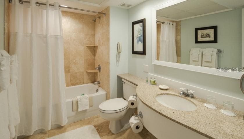 Condo - Hotel at 5500 GULF BLVD #7221, ST PETE BEACH, photo 13 of 63