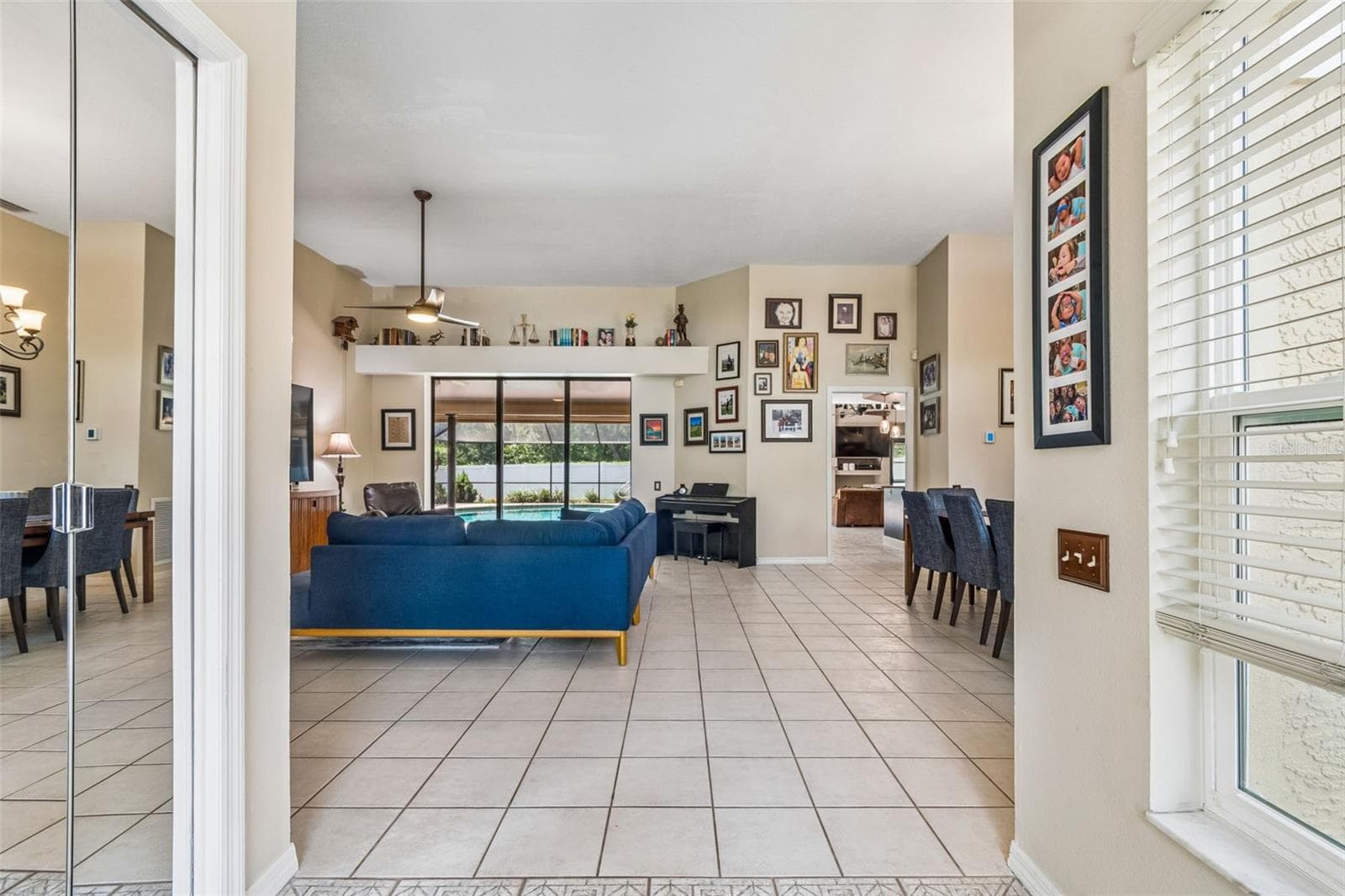 Single Family Residence at 2937 HILLCREEK CIR S, CLEARWATER, photo 5 of 57