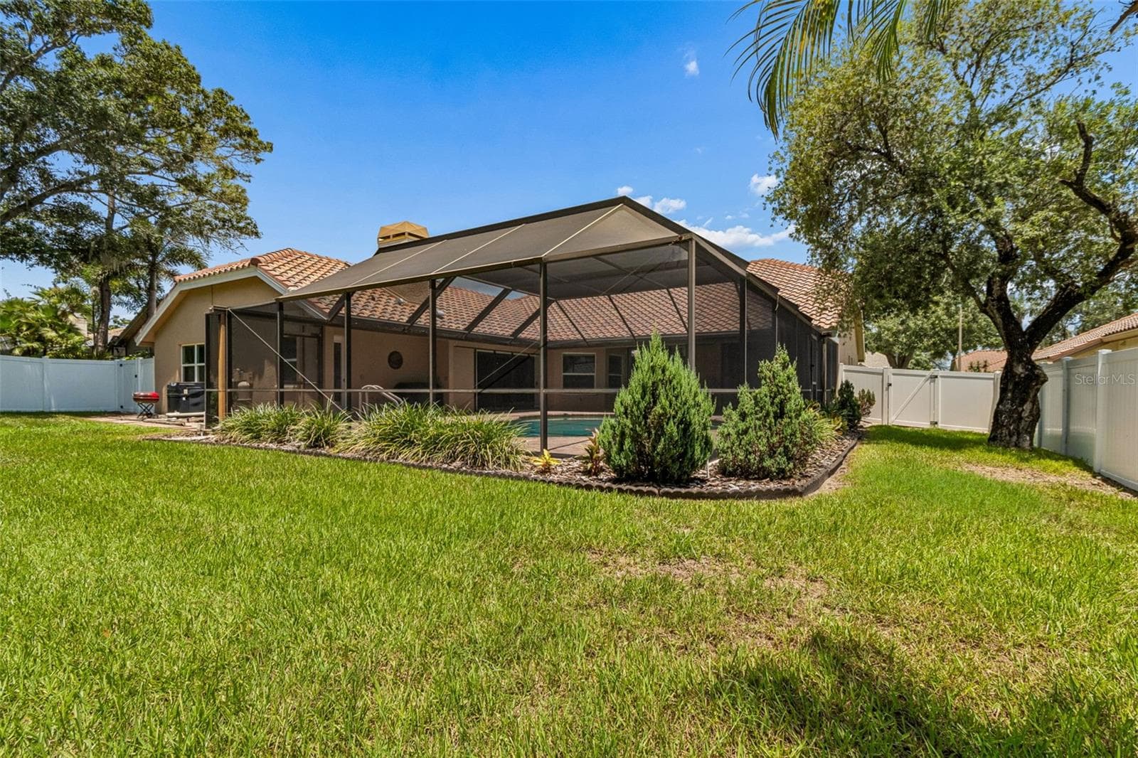 Single Family Residence at 2937 HILLCREEK CIR S, CLEARWATER, photo 41 of 57
