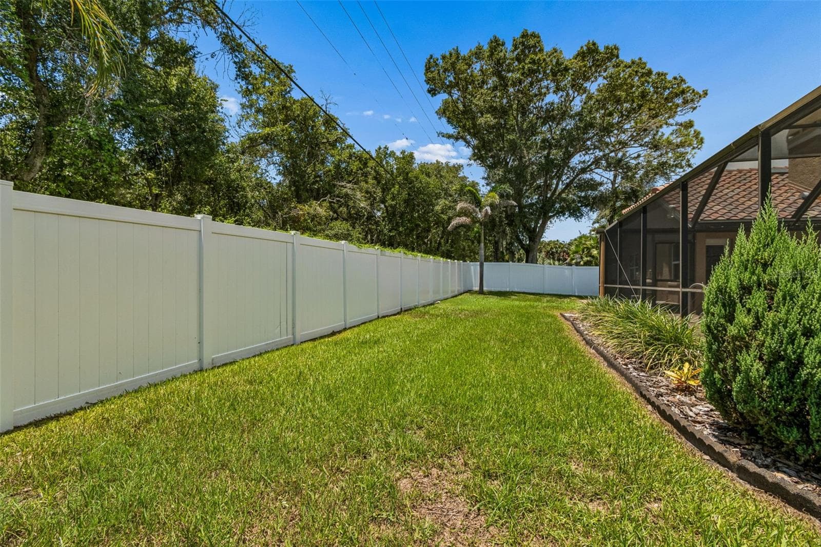 Single Family Residence at 2937 HILLCREEK CIR S, CLEARWATER, photo 42 of 57