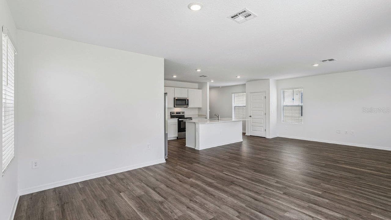 Single Family Residence at 6064 NAVONA WAY, WINTER HAVEN, photo 14 of 36