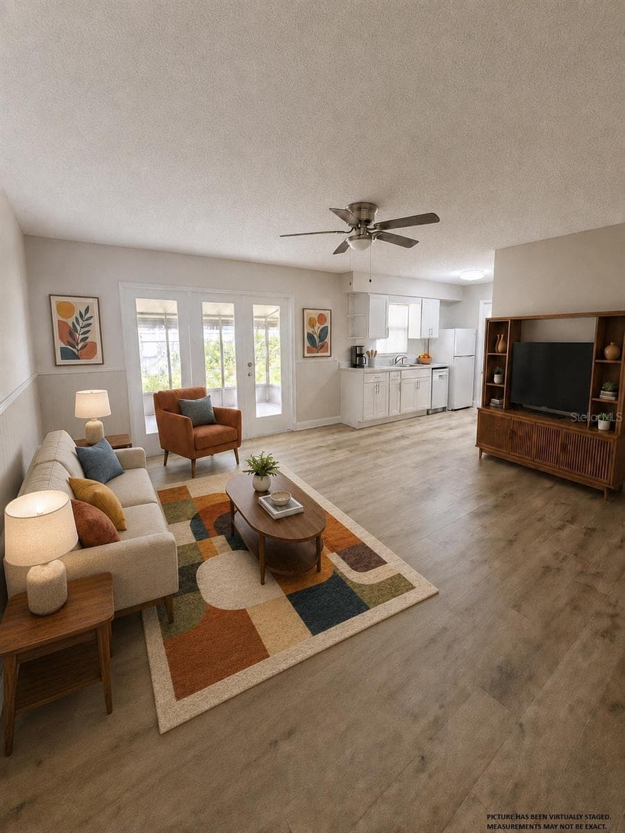 Family room staged - 4518 GASPARILLA AVE, ORLANDO
