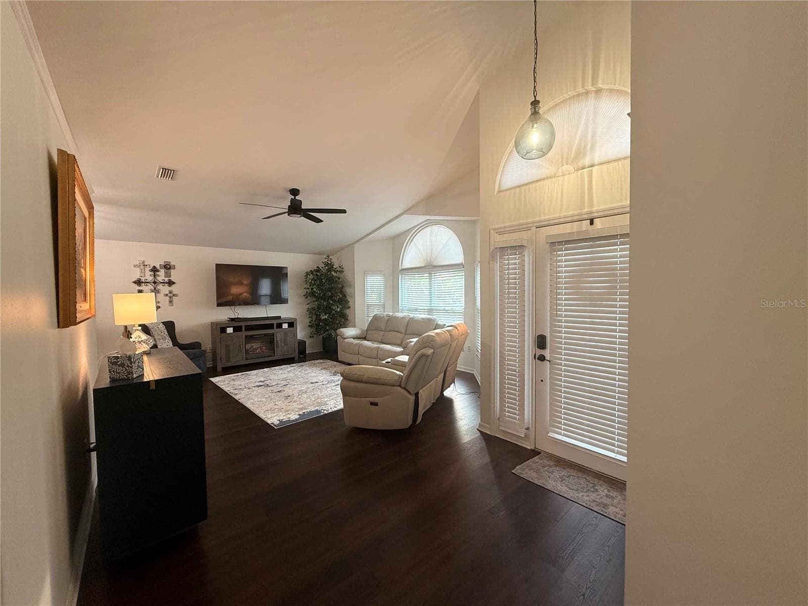 Single Family Residence at 6060 CONDOR DR, LAKELAND, photo 2 of 24
