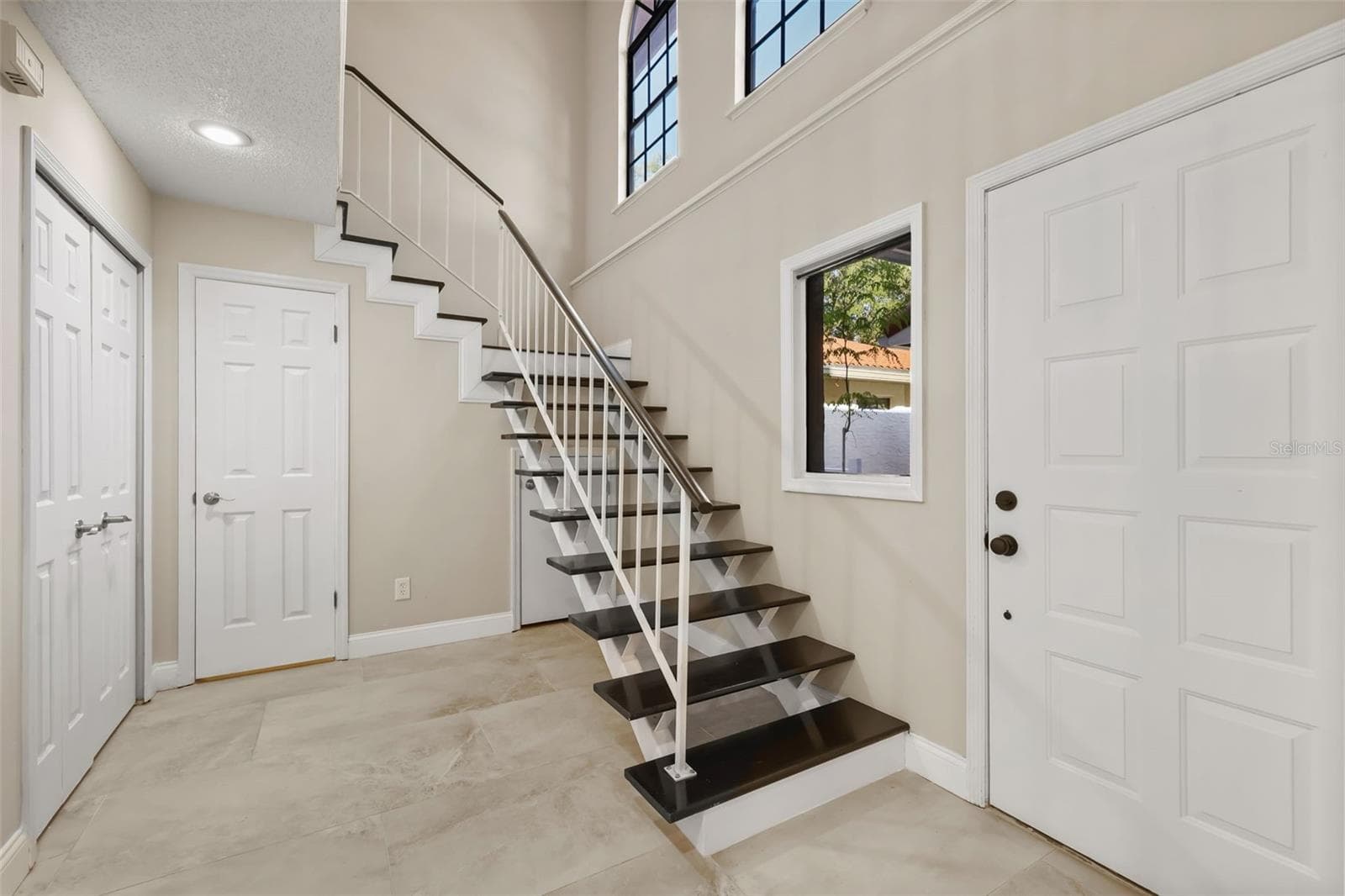 Townhouse at 8209 SANDPOINT BLVD, ORLANDO, photo 15 of 36