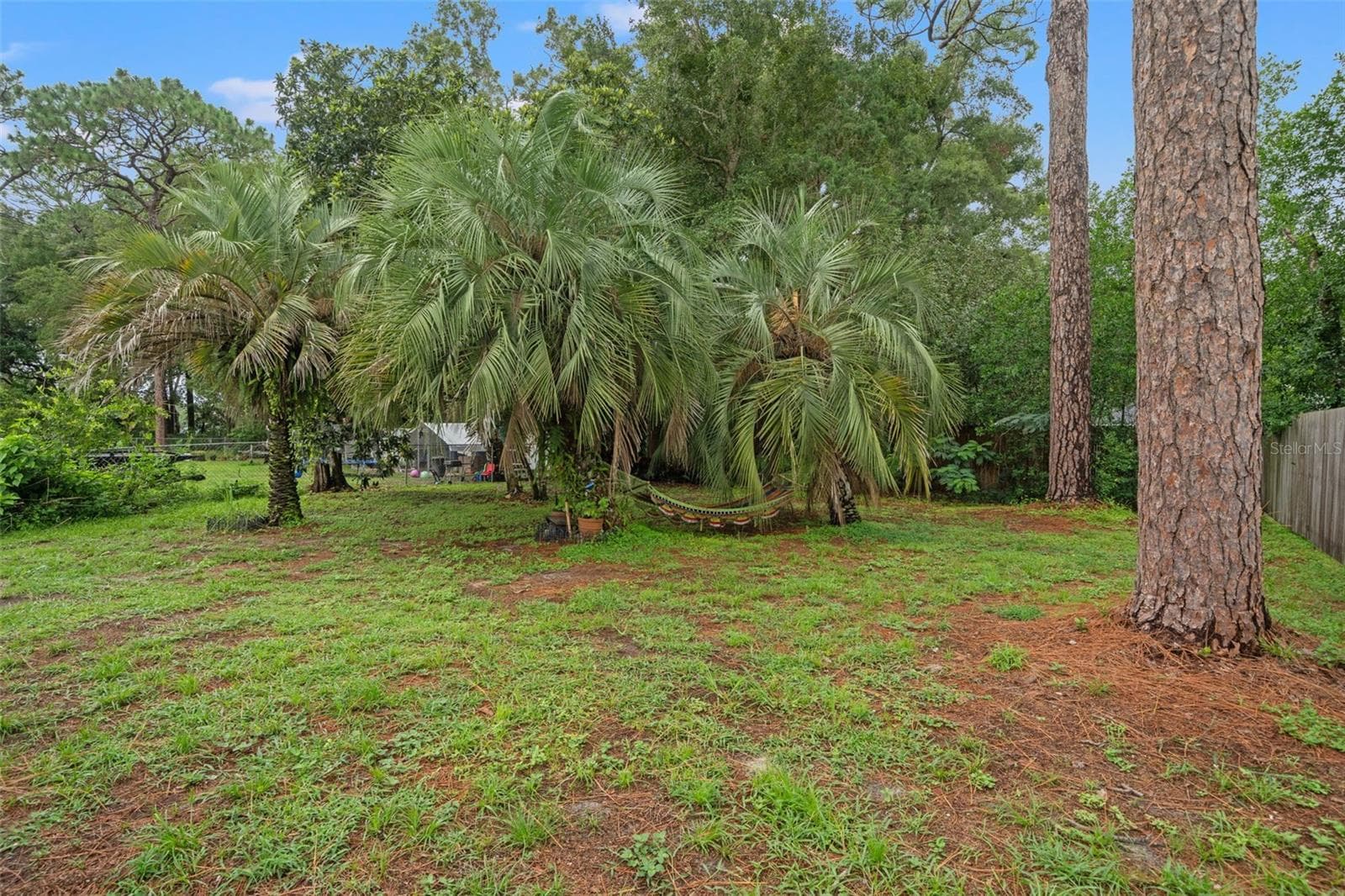 Manufactured Home at 237 MONROE AVE, BROOKSVILLE, photo 18 of 35