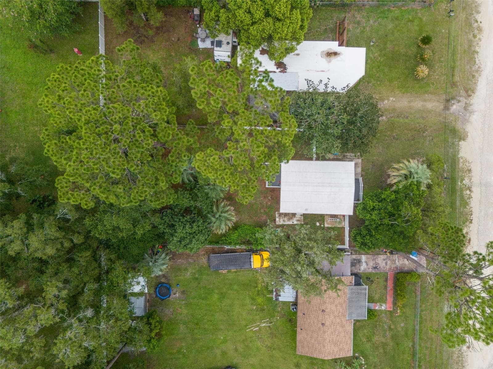 Manufactured Home at 237 MONROE AVE, BROOKSVILLE, photo 27 of 35