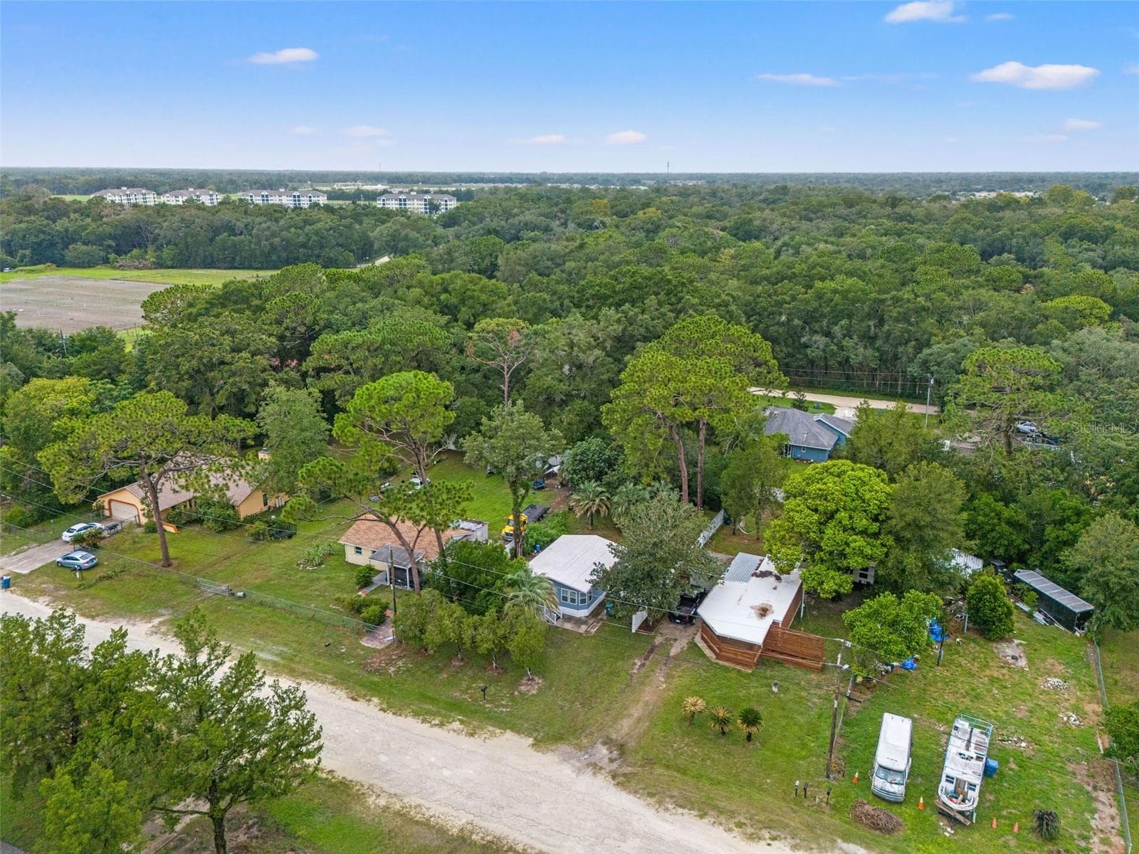 Manufactured Home at 237 MONROE AVE, BROOKSVILLE, photo 31 of 35
