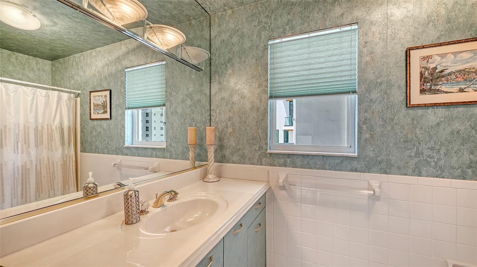 Condominium at 660 GOLDEN GATE POINT #51 & 52, SARASOTA, photo 32 of 36