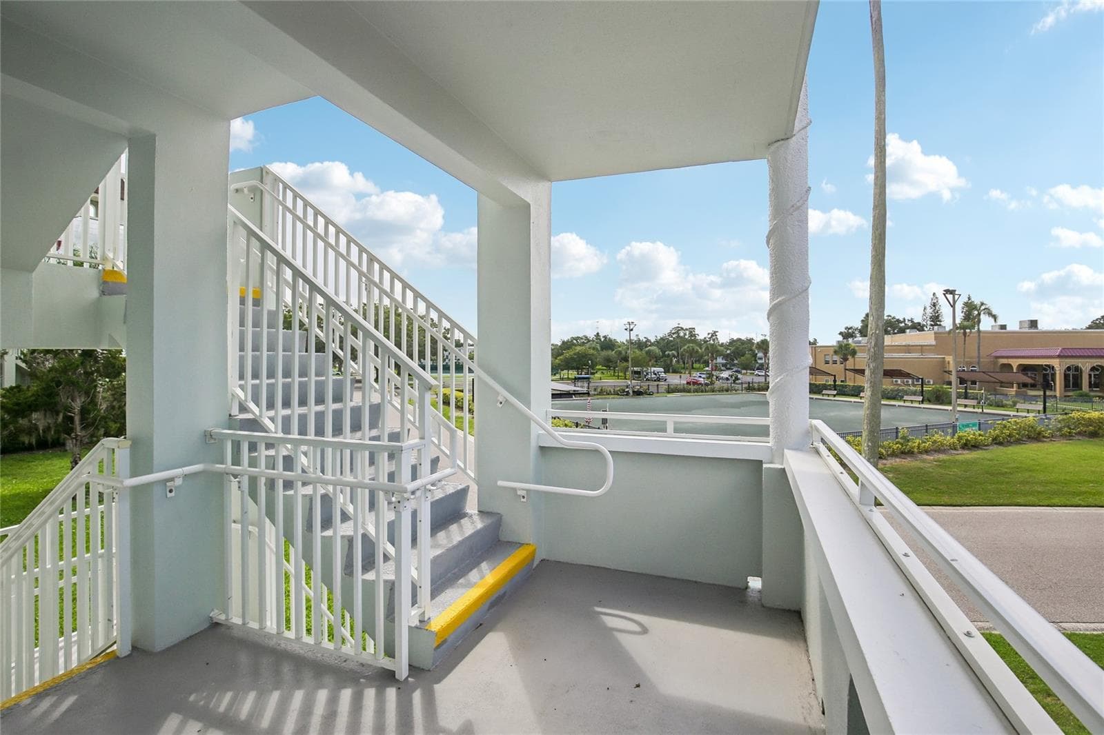 Condominium at 2380 WORLD PARKWAY BLVD #40, CLEARWATER, photo 4 of 77