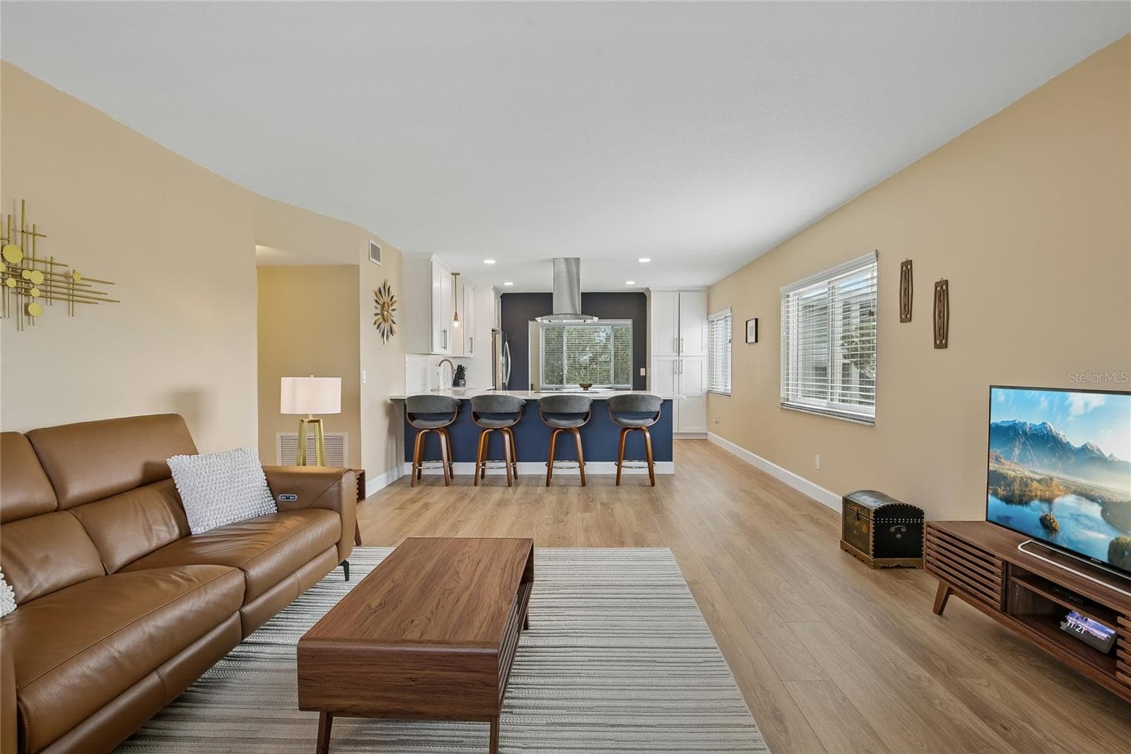Condominium at 2380 WORLD PARKWAY BLVD #40, CLEARWATER, photo 9 of 77