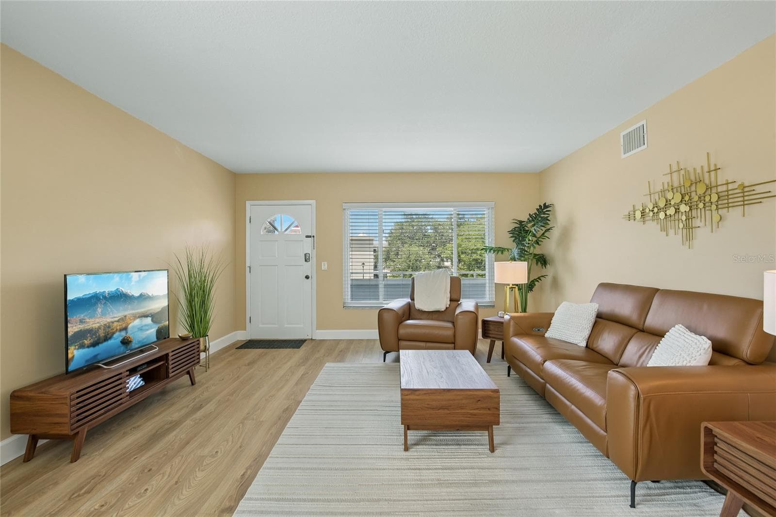 Condominium at 2380 WORLD PARKWAY BLVD #40, CLEARWATER, photo 10 of 77