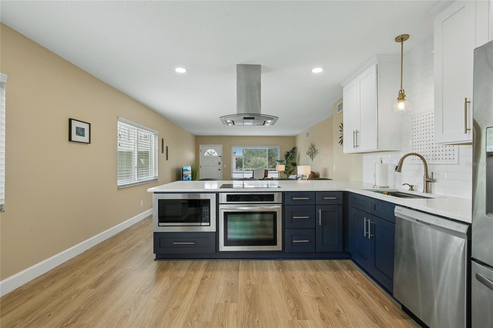 Condominium at 2380 WORLD PARKWAY BLVD #40, CLEARWATER, photo 15 of 77