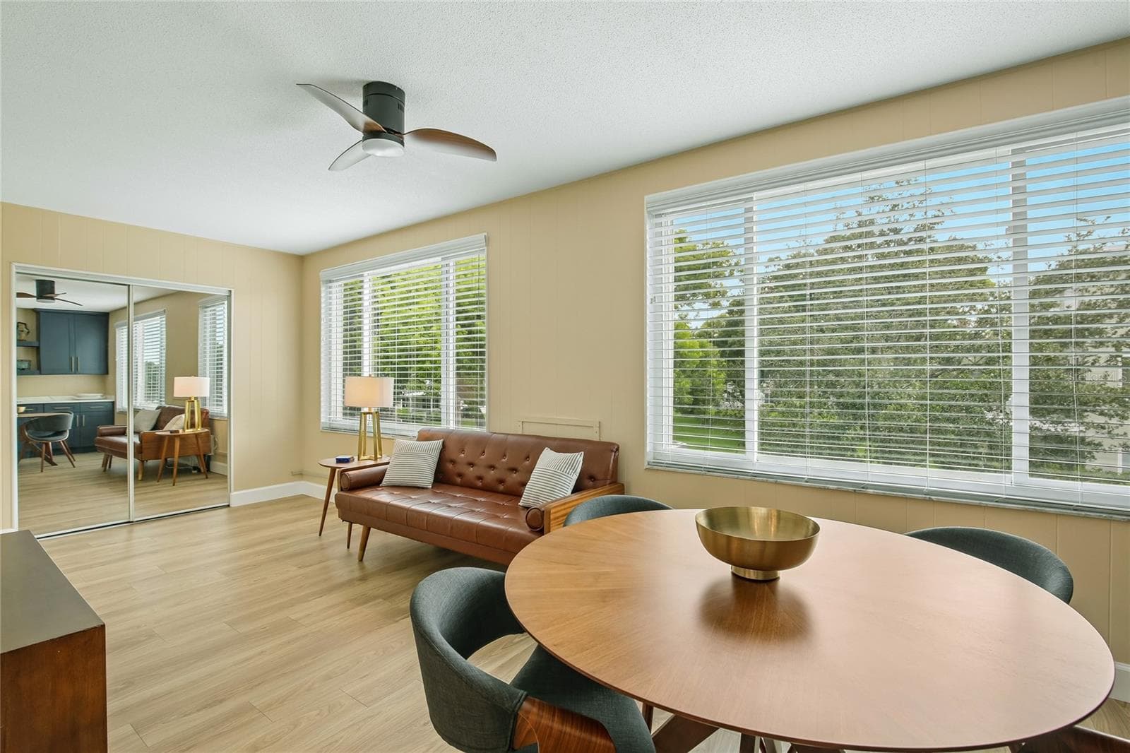 Condominium at 2380 WORLD PARKWAY BLVD #40, CLEARWATER, photo 19 of 77