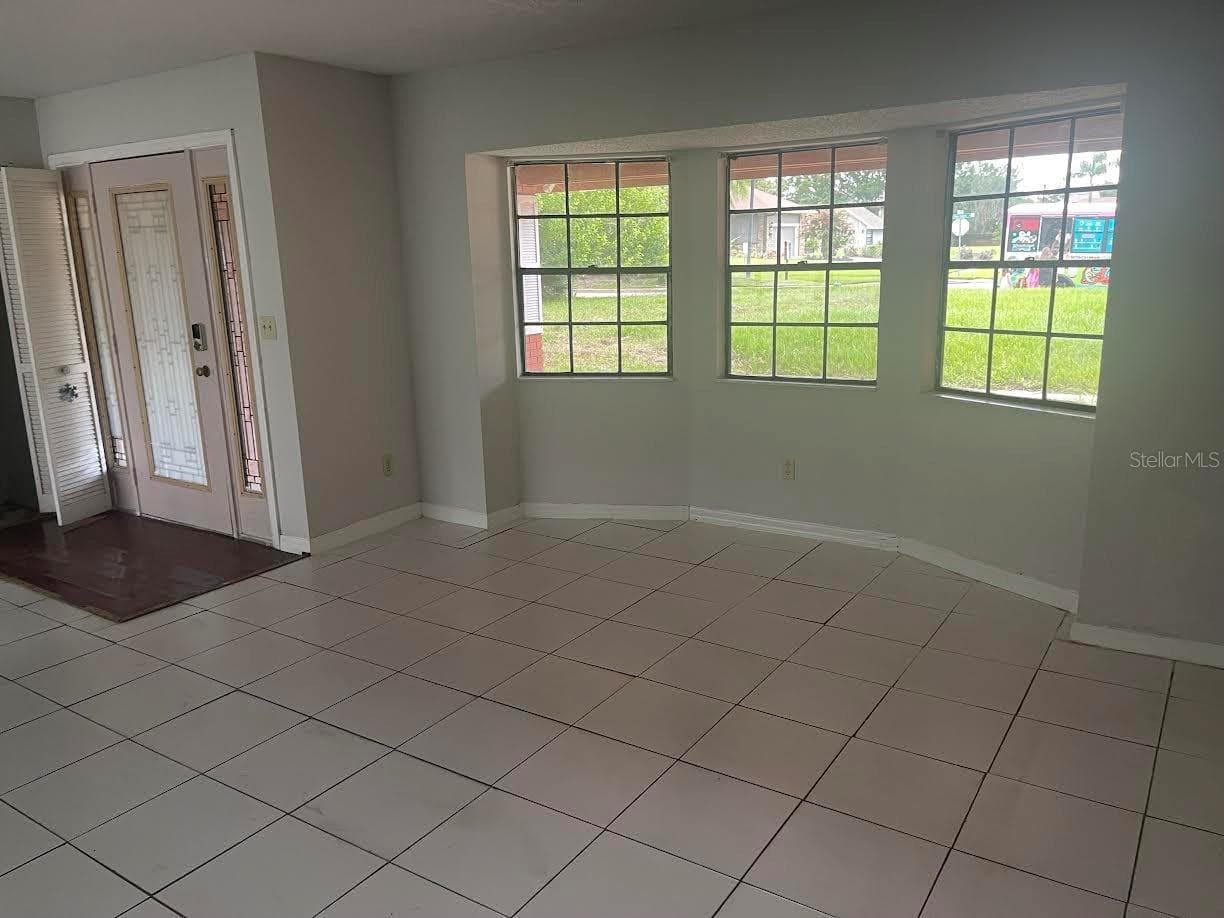 Single Family Residence at 9310 BAY VISTA ESTATES BLVD, ORLANDO, photo 4 of 6