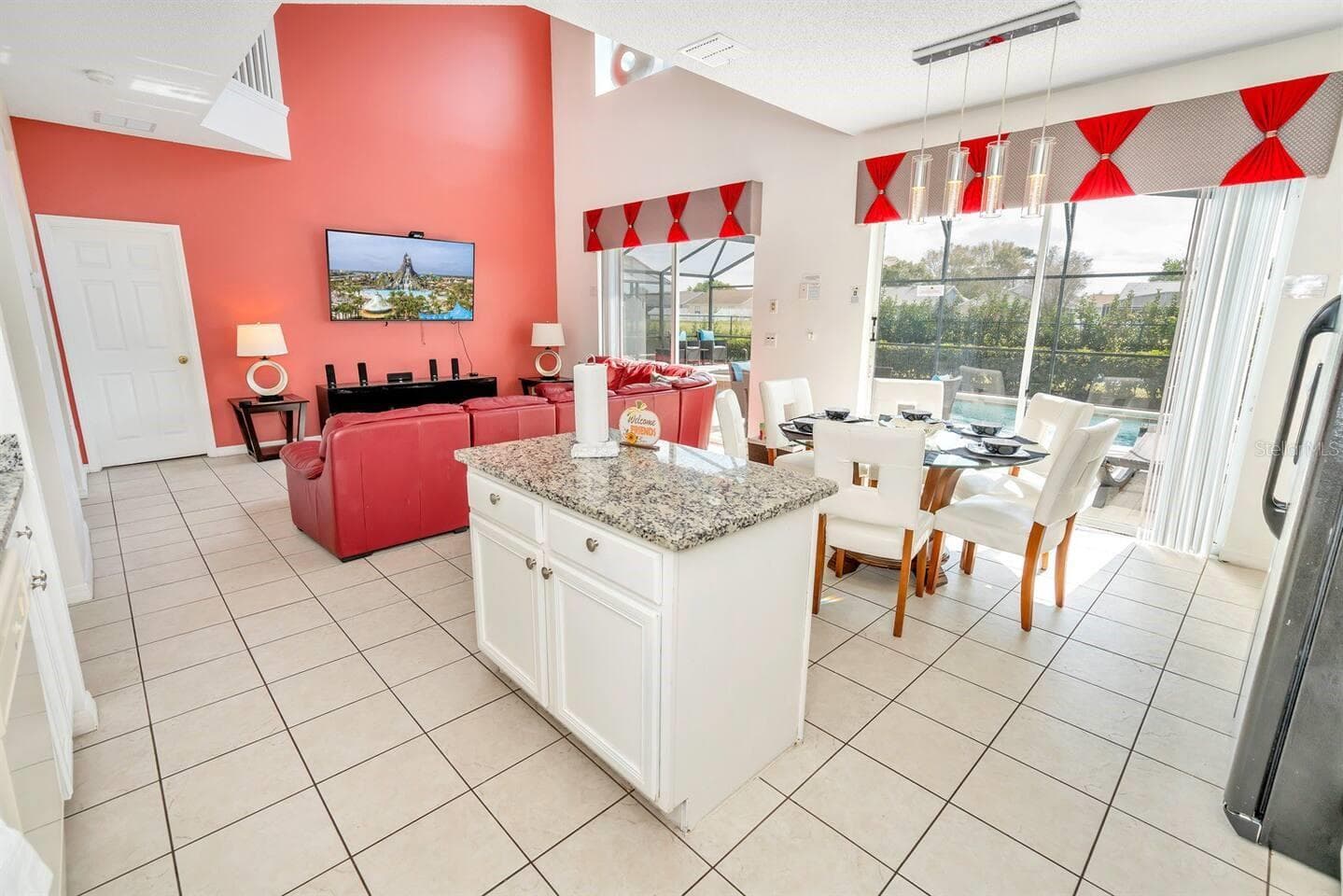 Single Family Residence at 182 HIDEAWAY BEACH LN, KISSIMMEE, photo 10 of 84