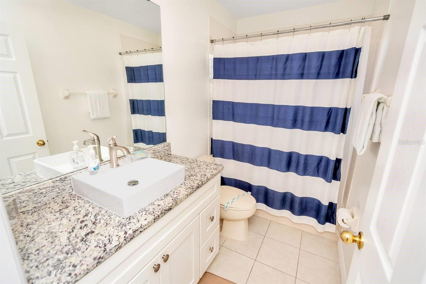 Single Family Residence at 182 HIDEAWAY BEACH LN, KISSIMMEE, photo 26 of 84