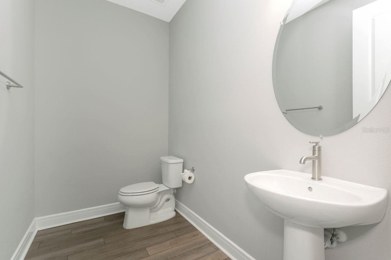 Half Bath - 1st floor - 9909 LONGMEADOW AVE, PARRISH