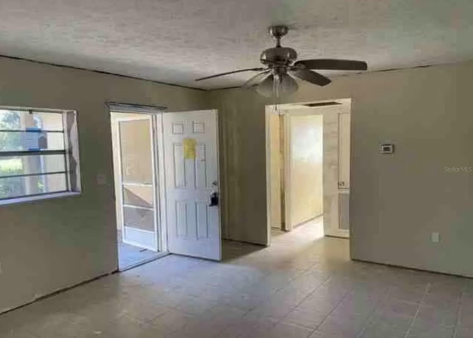 Single Family Residence at 806 W SHELL POINT RD, RUSKIN, photo 11 of 14