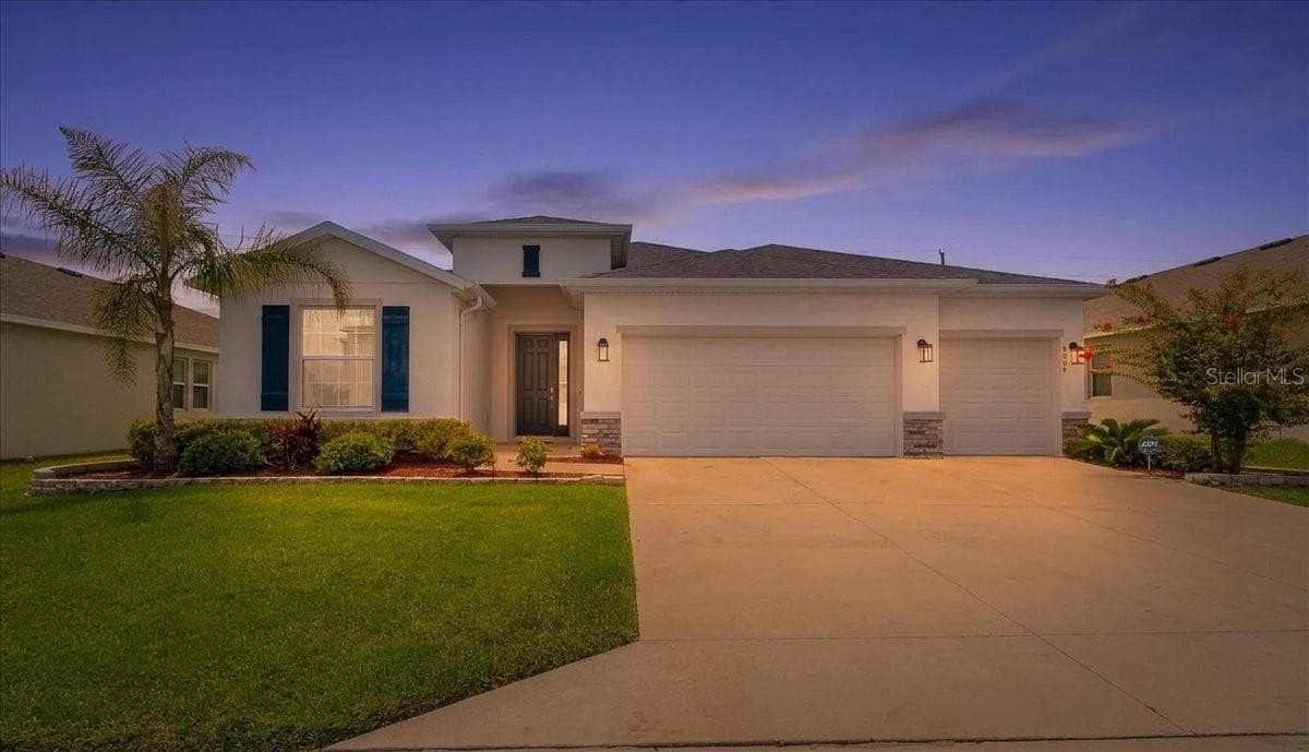 Front View - 8068 SW 59TH TER, OCALA
