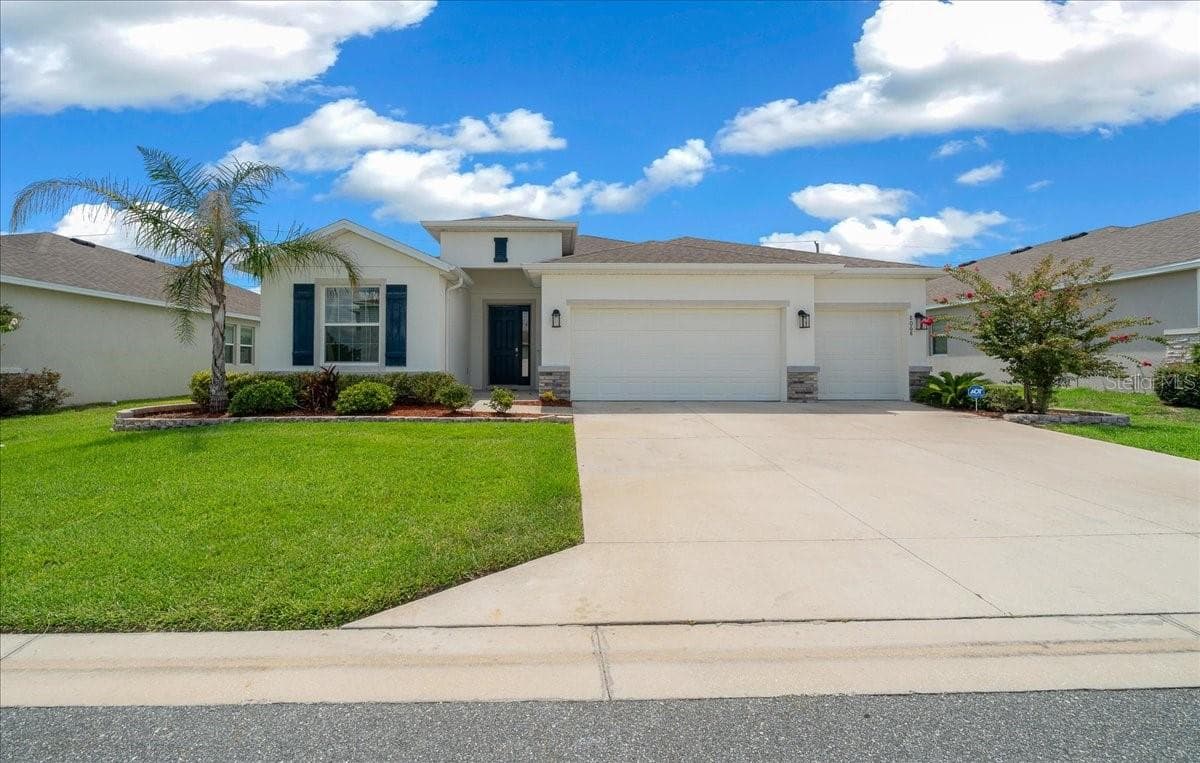 Single Family Residence at 8068 SW 59TH TER, OCALA, photo 3 of 56