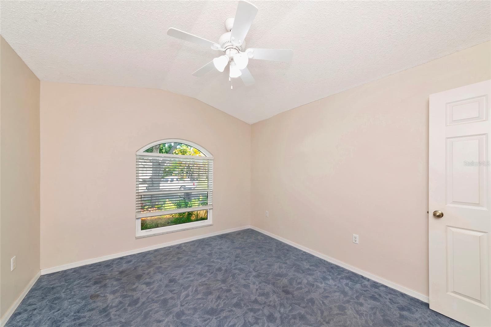 Single Family Residence at 2405 ICECAPADE DR, SARASOTA, photo 30 of 50
