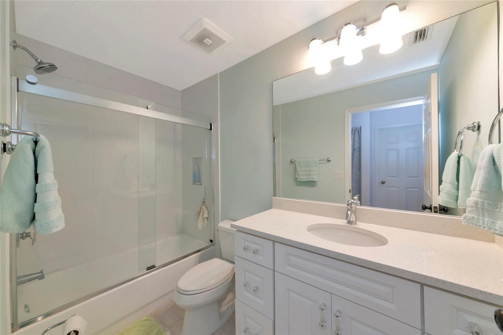 Single Family Residence at 2405 ICECAPADE DR, SARASOTA, photo 36 of 50