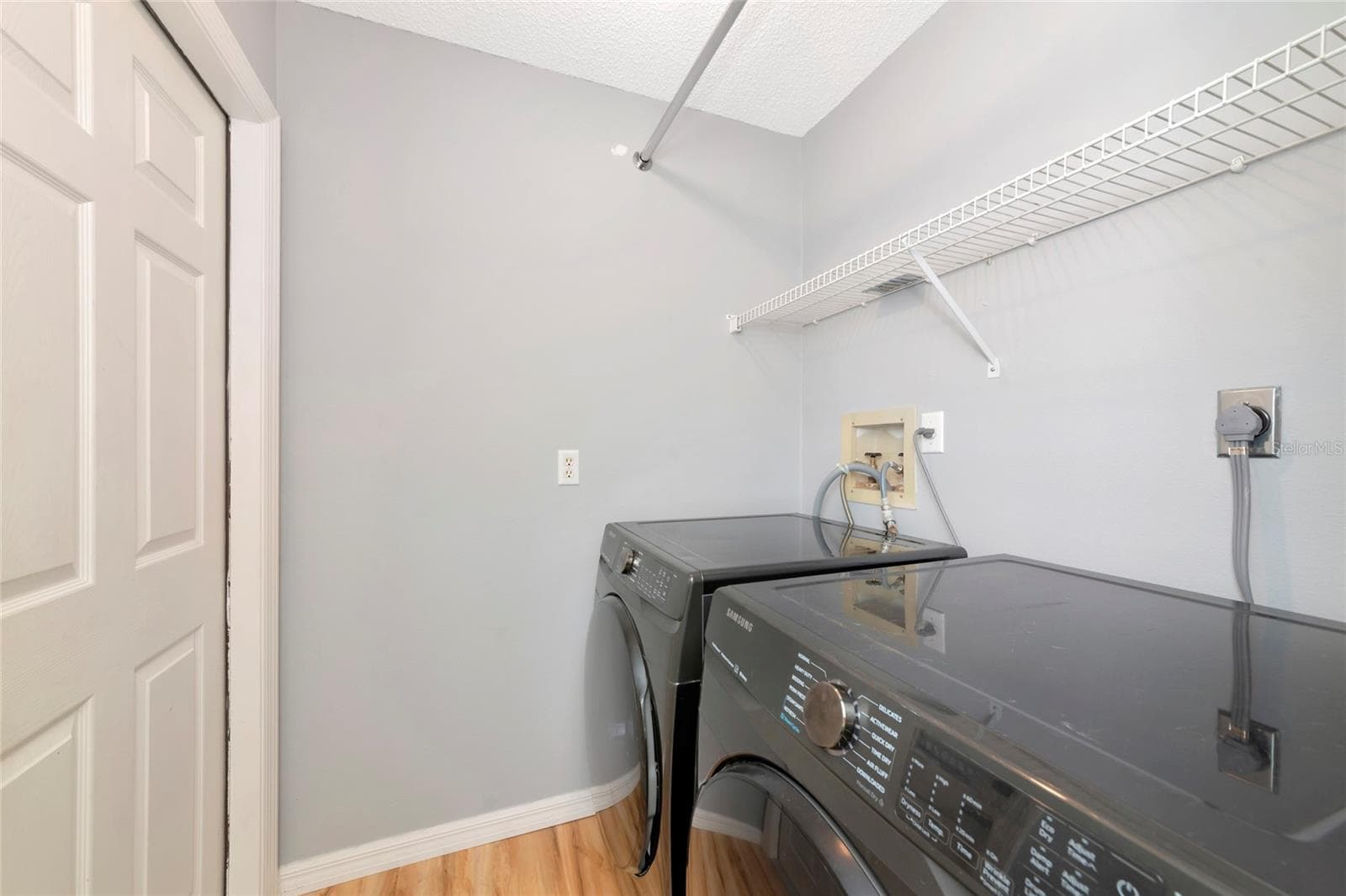 Single Family Residence at 2405 ICECAPADE DR, SARASOTA, photo 37 of 50