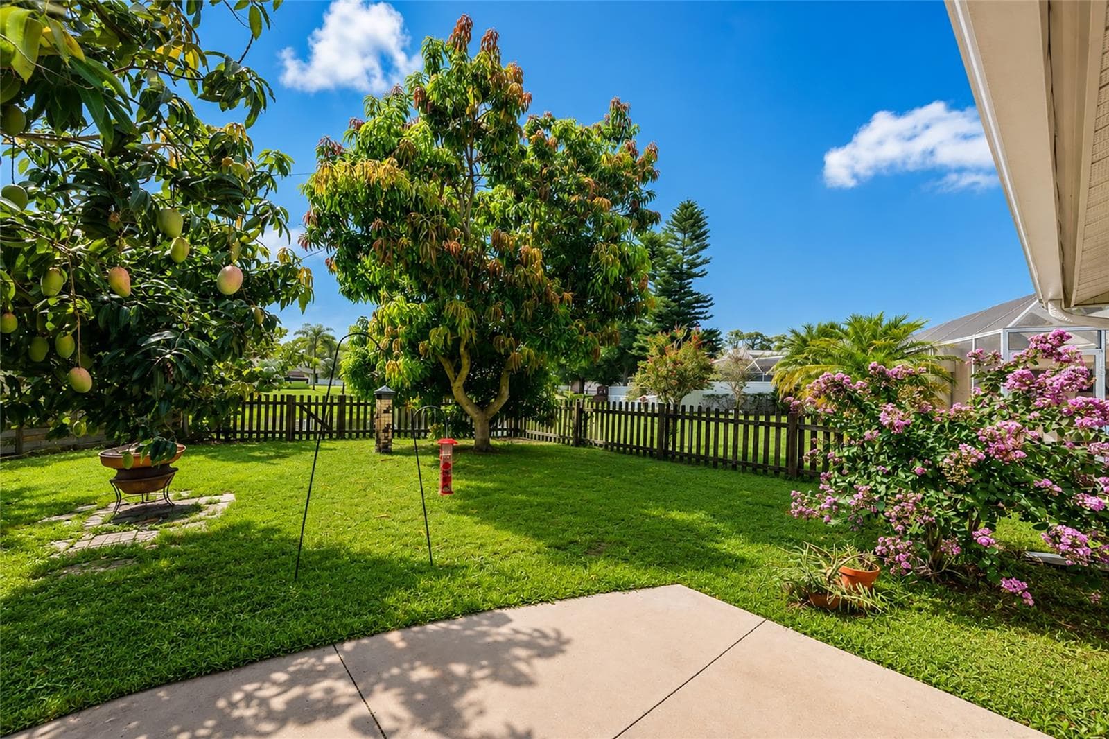 Single Family Residence at 2405 ICECAPADE DR, SARASOTA, photo 43 of 50