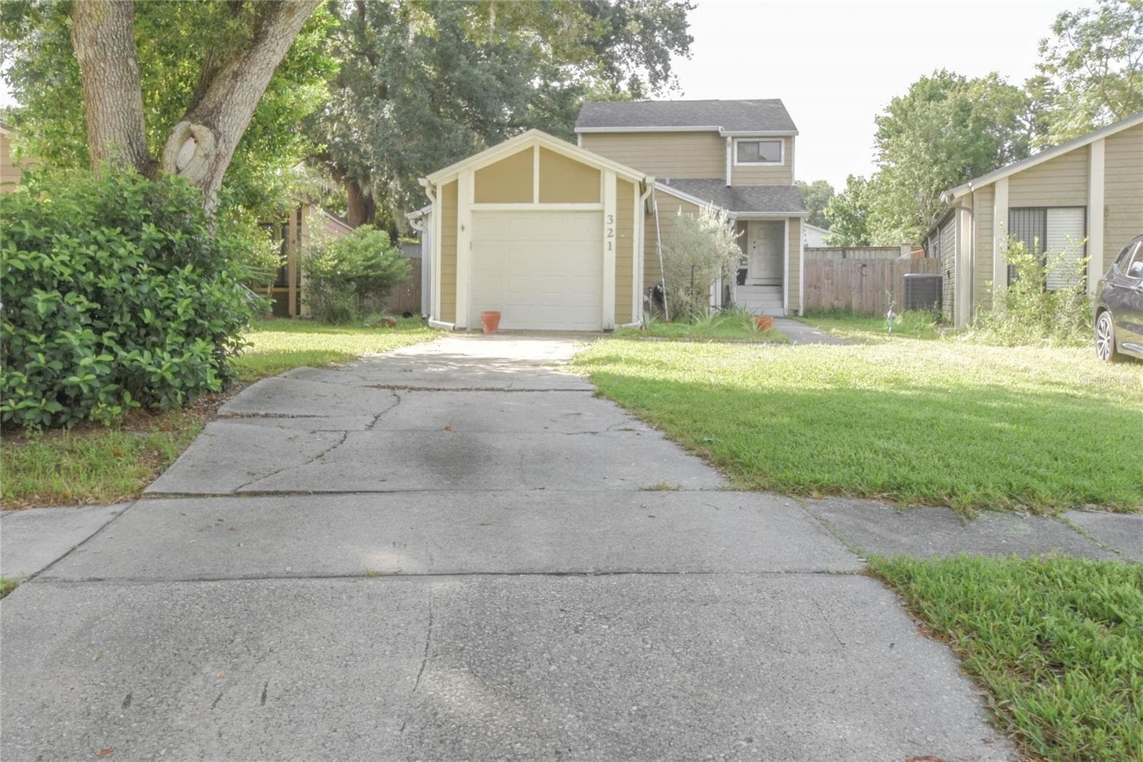 Single Family Residence at 321 KIRKCALDY DR, WINTER SPRINGS, photo 3 of 49