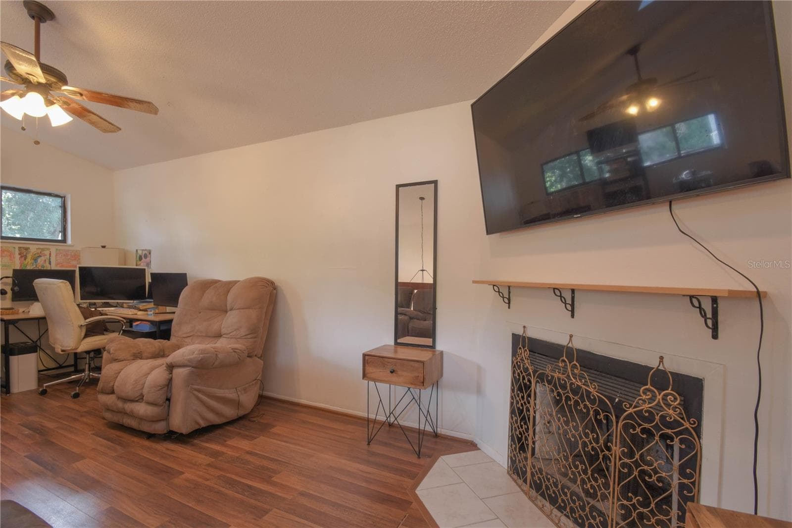 Single Family Residence at 321 KIRKCALDY DR, WINTER SPRINGS, photo 6 of 49
