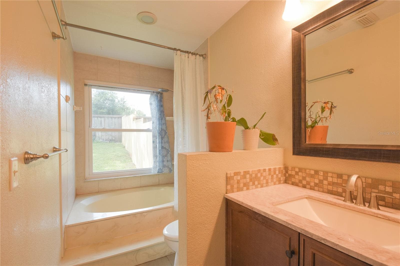 Single Family Residence at 321 KIRKCALDY DR, WINTER SPRINGS, photo 23 of 49