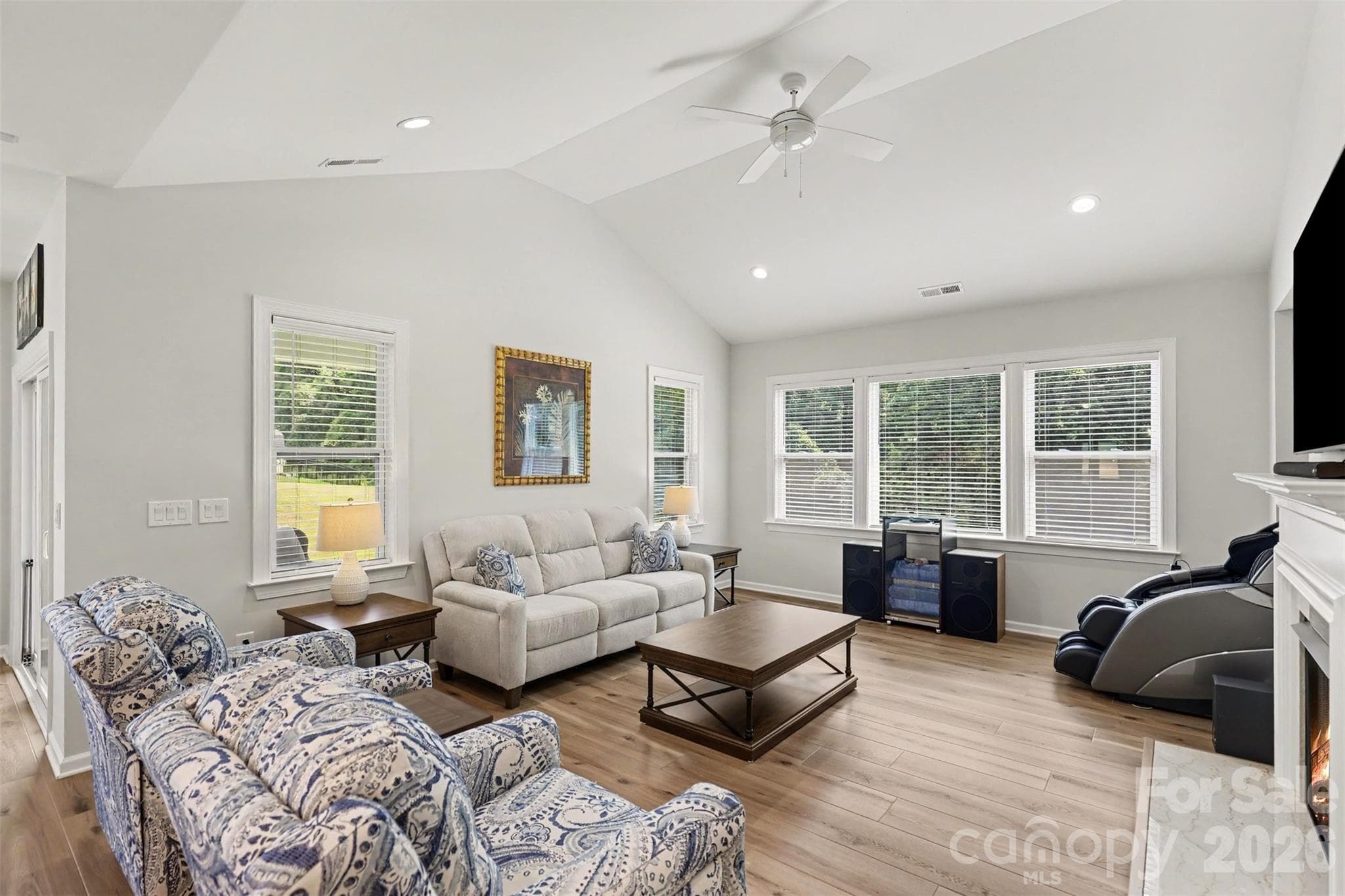Living Room - 2305 Trundle Drive, Gastonia