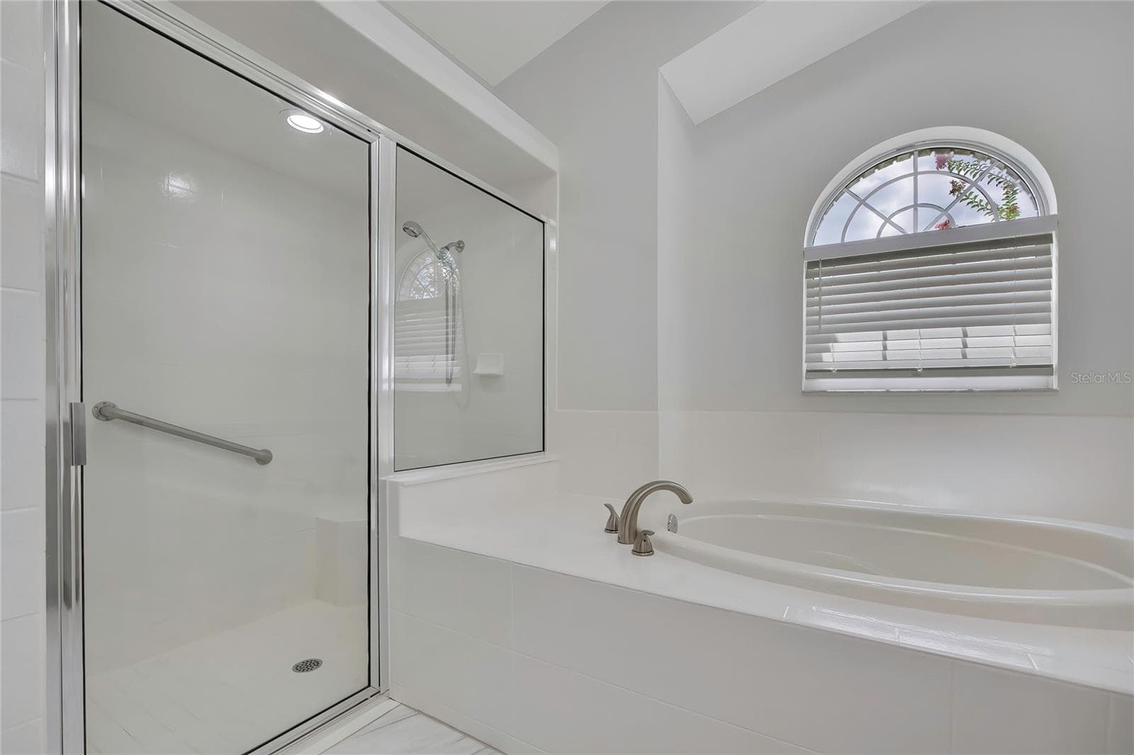 Single Family Residence at 6164 N SILVER PALM WAY, BEVERLY HILLS, photo 24 of 51