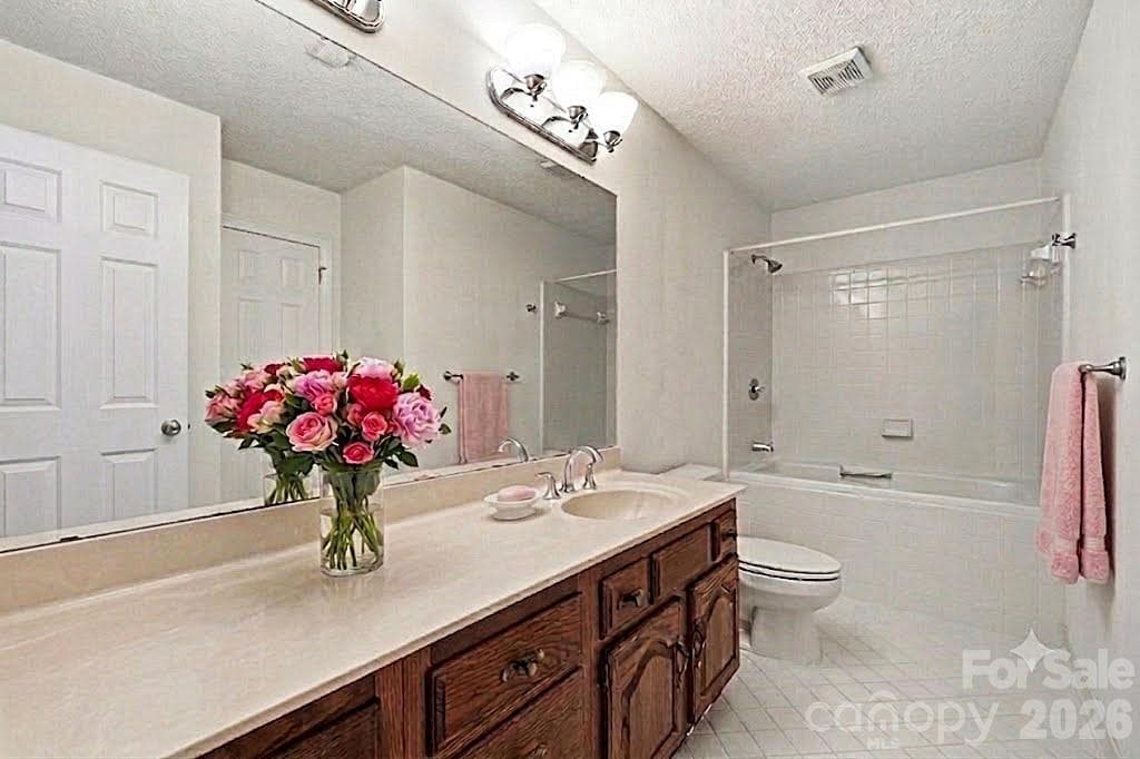 Condominium at Fort Mill, photo 8 of 35