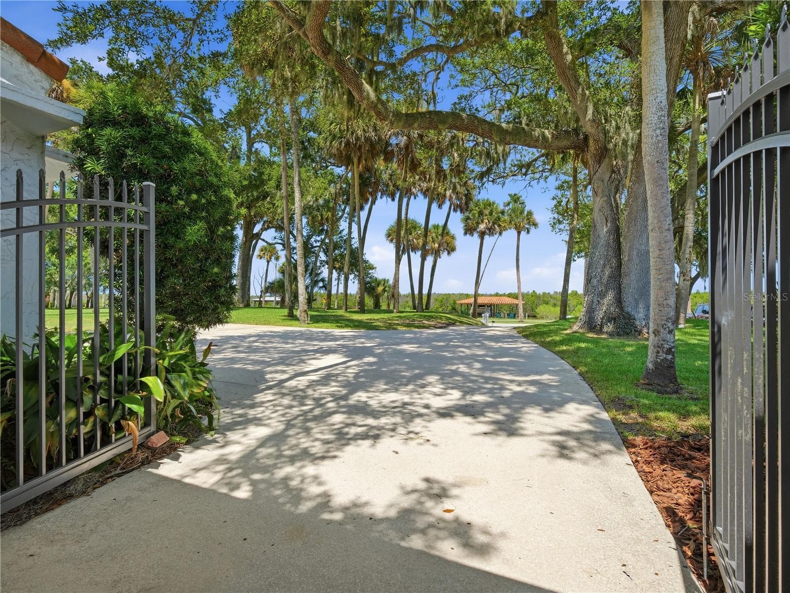 Single Family Residence at 636 N RIVERSIDE DR, NEW SMYRNA BEACH, photo 43 of 75