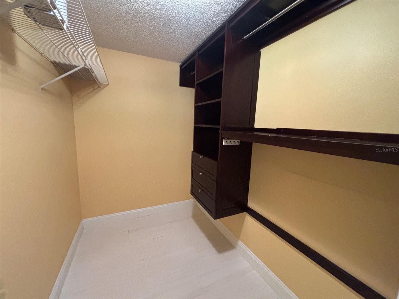 Condominium at 3638 59TH AVE W #3638, BRADENTON, photo 14 of 20