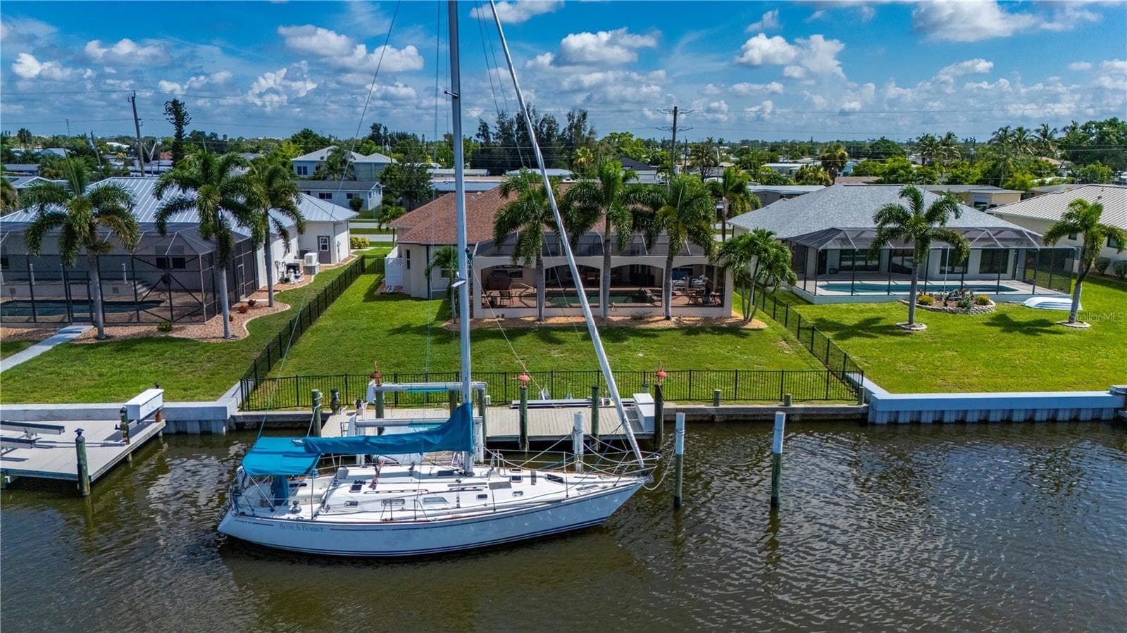 Single Family Residence at 21551 EDGEWATER DR, PORT CHARLOTTE, photo 5 of 30