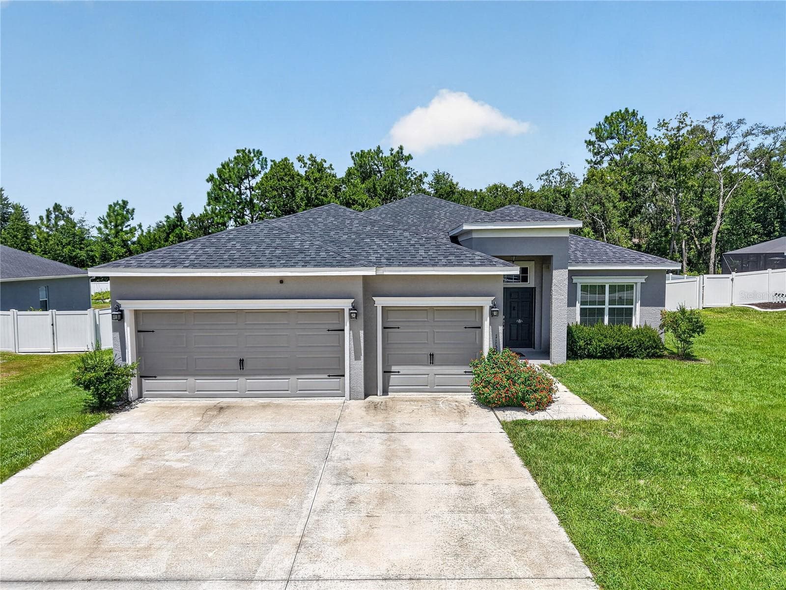 Single Family Residence at 11370 SW 57TH AVE, OCALA, photo 2 of 95