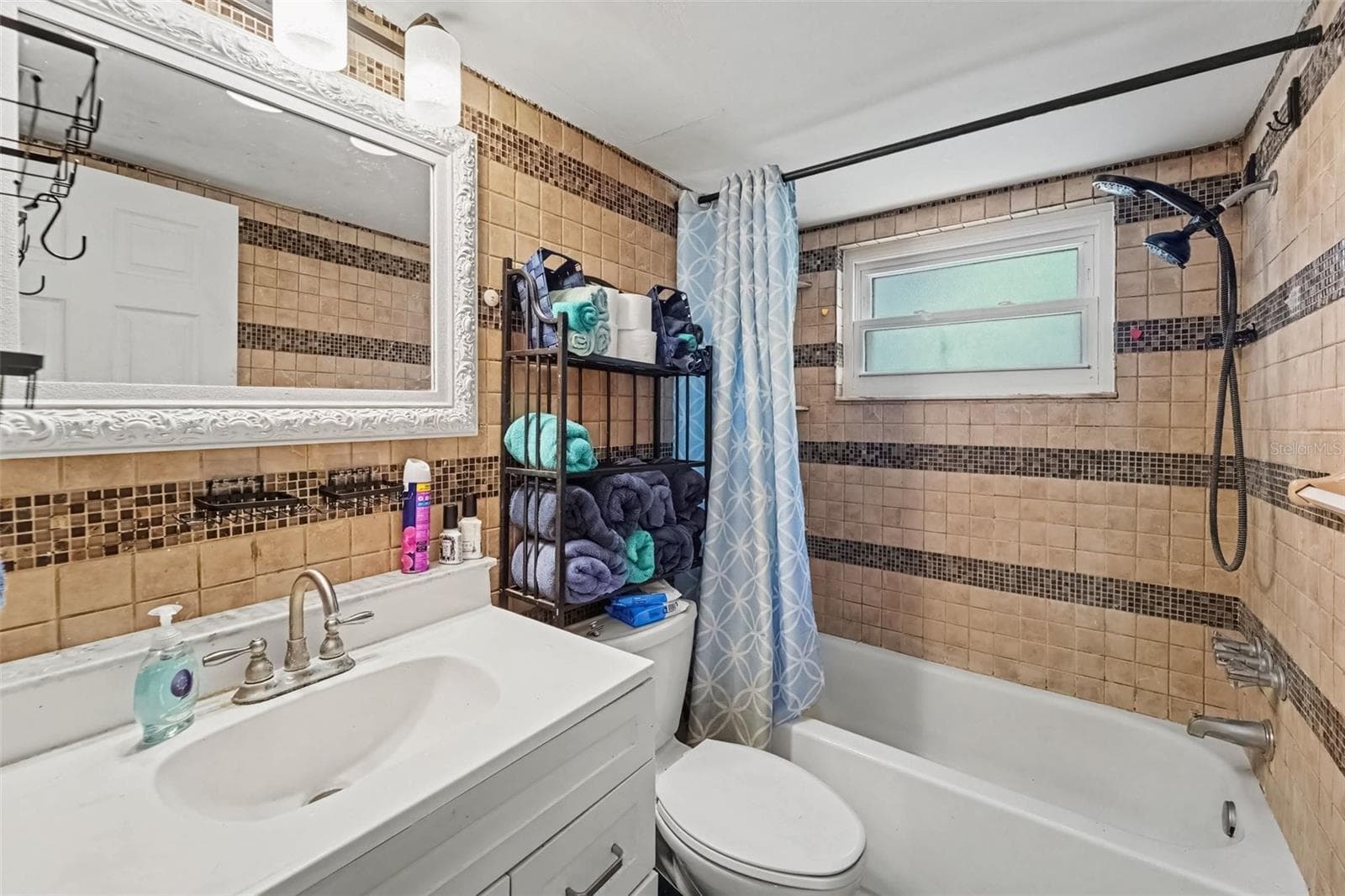 Single Family Residence at 8143 HIXTON DR, PORT RICHEY, photo 10 of 11
