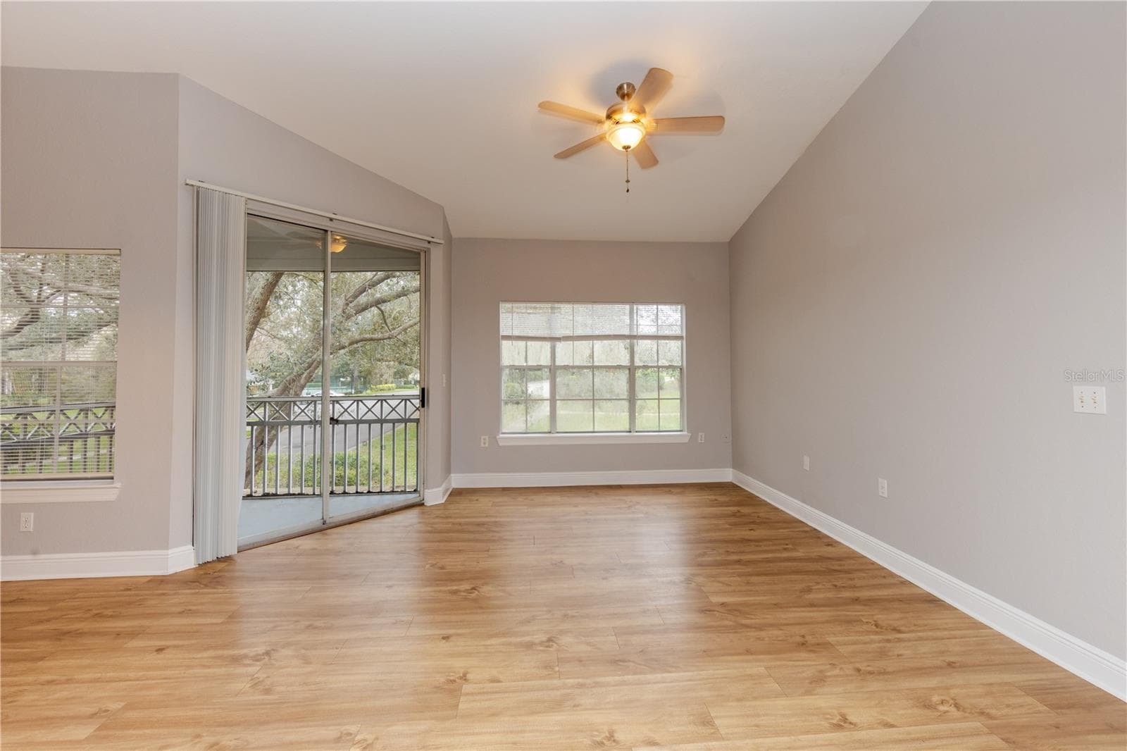 Living room - 2302 MID TOWN TER #1228, ORLANDO