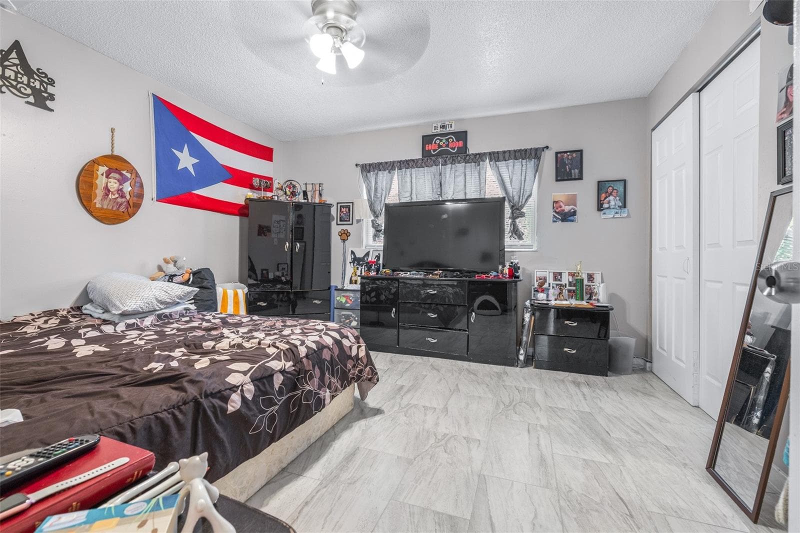 Multi-Family 5+ at 5901 GIBSON AVE, TAMPA, photo 31 of 54