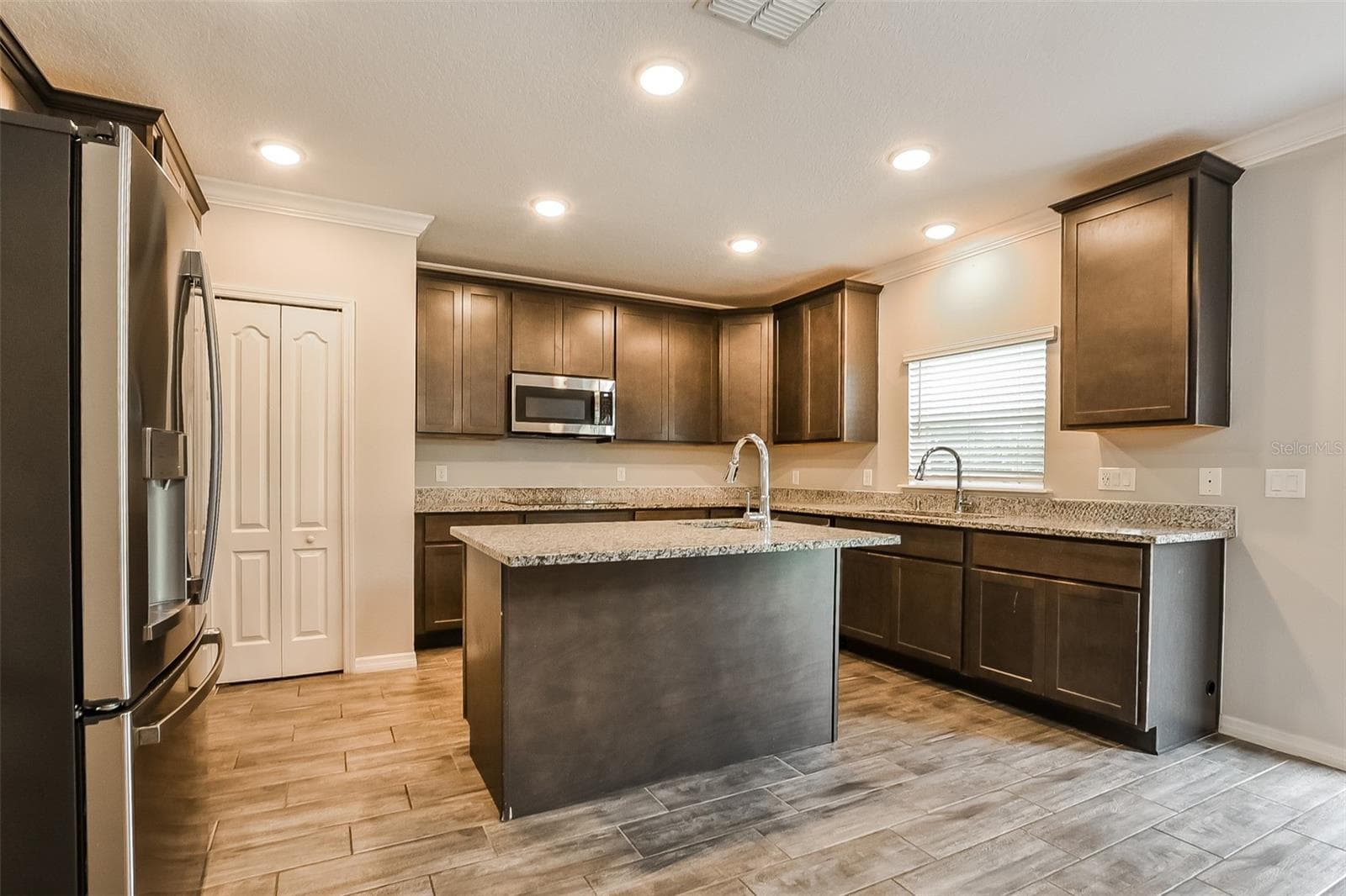 Single Family Residence at 1926 BELL CREEK LOOP, FRUITLAND PARK, photo 7 of 22