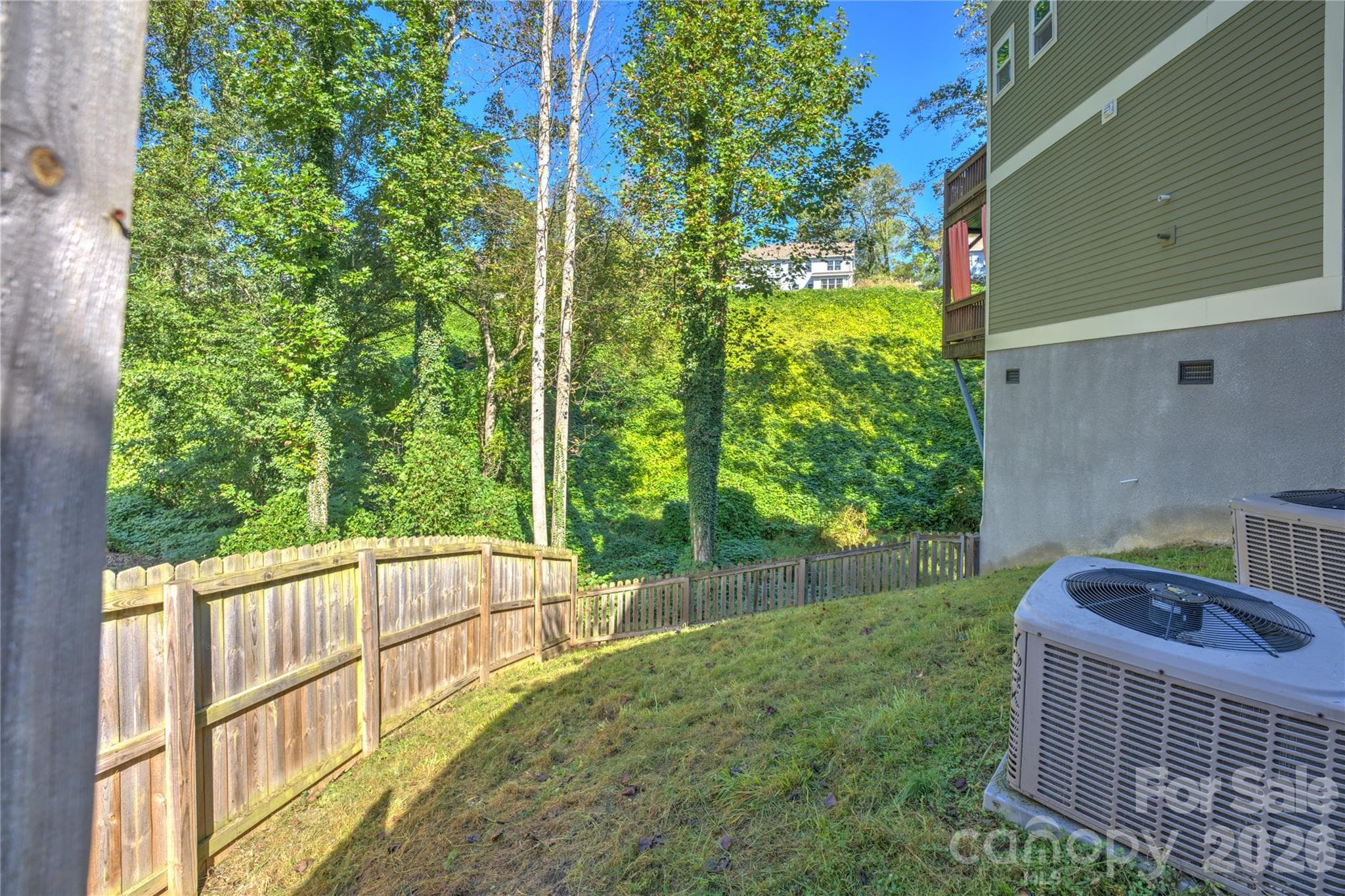 Fenced side yard - 118 Houston Street, Asheville