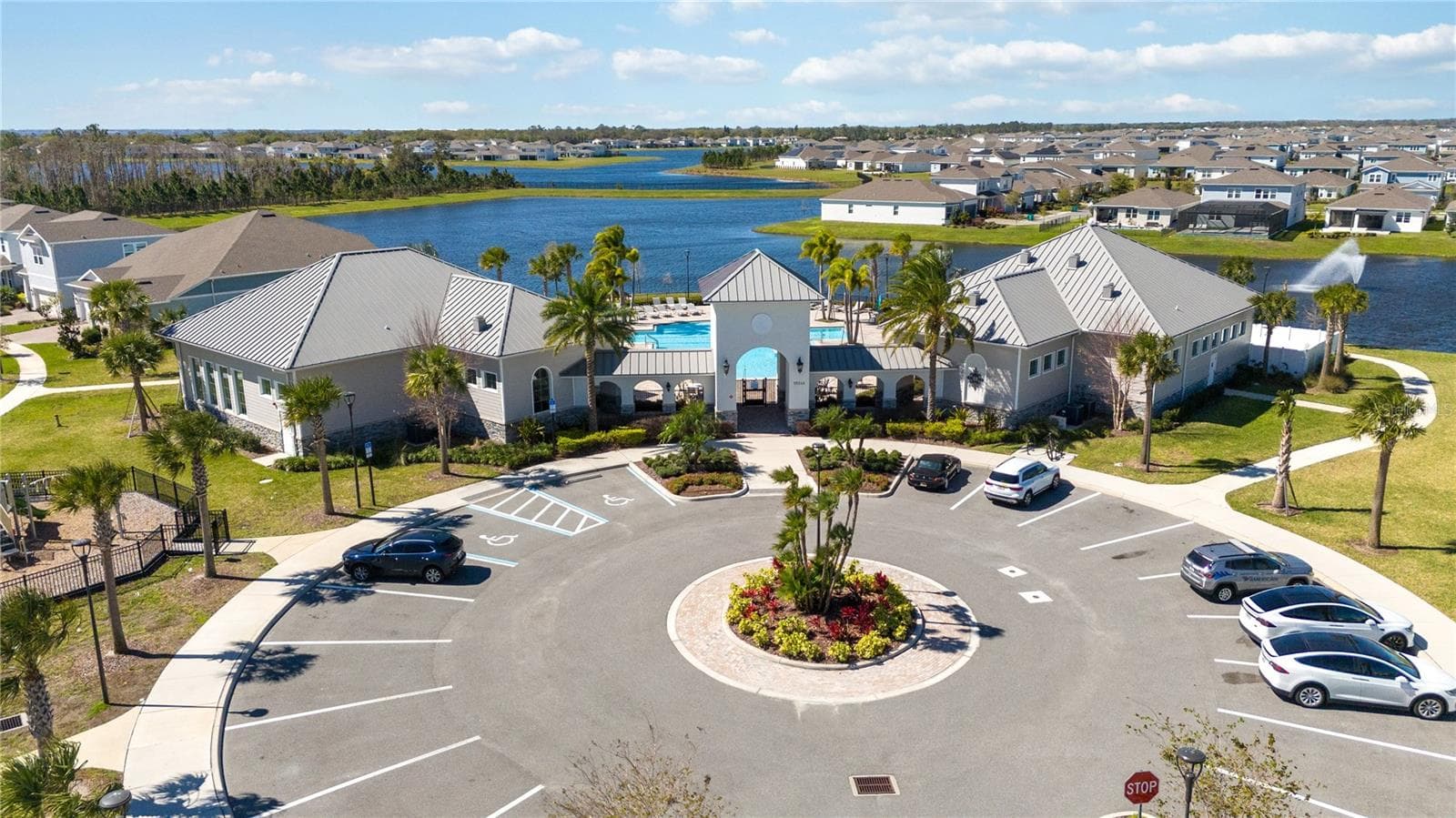 Single Family Residence at 14366 LANIKAI BEACH DR, ORLANDO, photo 60 of 61
