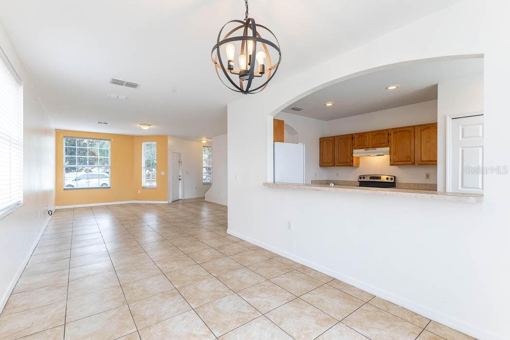 Townhouse at 649 CAPTIVA CIR, KISSIMMEE, photo 18 of 31