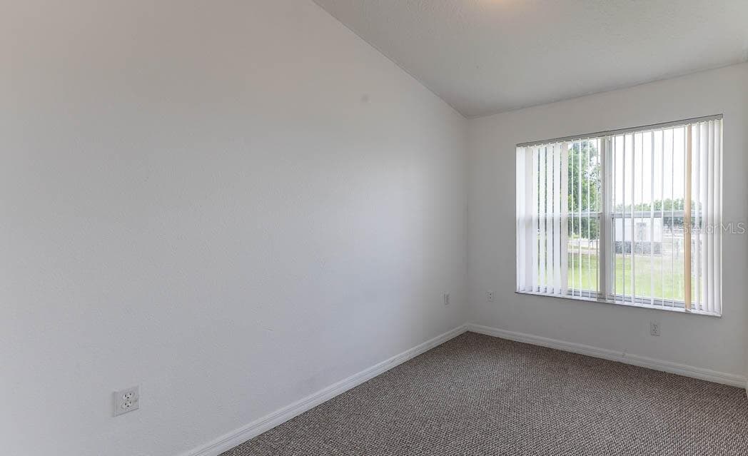 Townhouse at 649 CAPTIVA CIR, KISSIMMEE, photo 23 of 31